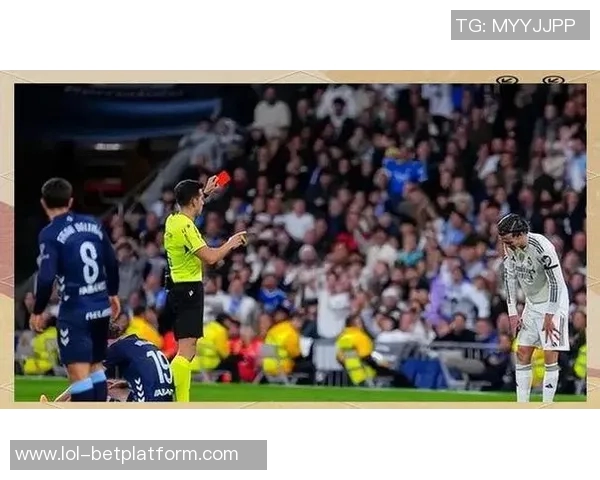 西甲激战：多特蒙德逆转切尔西补时绝杀引发争议判罚热议