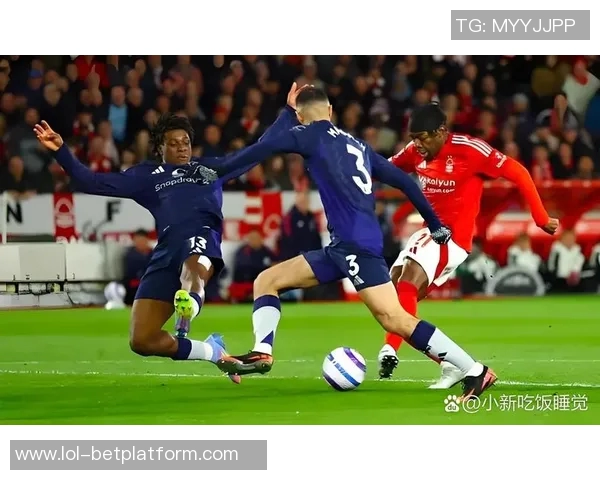 国王杯精彩对决曼联4-0战胜里昂补时进球点燃全场激情