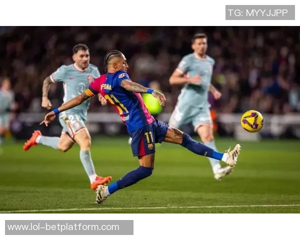 西甲激战巴萨凭补时绝杀莱比锡全场沸腾战术解析与精彩瞬间回顾