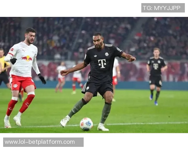 英超激战：多特蒙德与拜仁战成平局乌龙球成比赛转折点