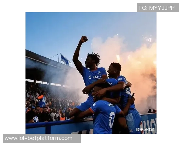 英超历史冷门波尔图逆袭切尔西引发全场震惊与欢呼 英超历史冷门波尔图逆袭切尔西引发全场震惊与欢呼