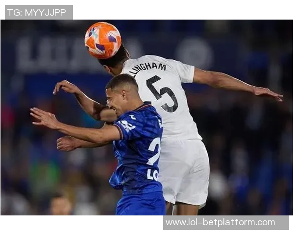 国王杯精彩对决阿森纳与波尔图战平神扑瞬间引发全场狂欢 国王杯精彩对决阿森纳与波尔图战平神扑瞬间引发全场狂欢