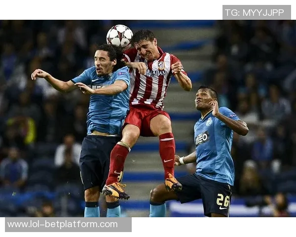 波尔图与马竞友谊赛平局引发热议双方表现各有亮点 波尔图与马竞友谊赛平局引发热议双方表现各有亮点