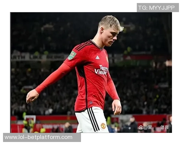 国王杯激战曼联与那不勒斯平局点球大战成焦点引爆全场激情 国王杯激战曼联与那不勒斯平局点球大战成焦点引爆全场激情