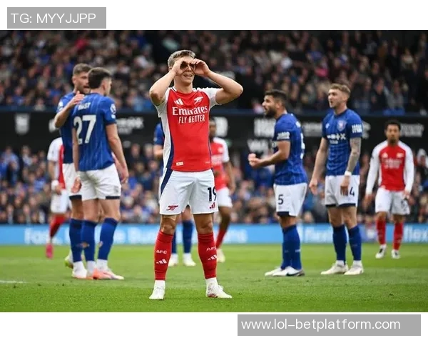 意甲精彩对决阿森纳与多特蒙德战成平局帽子戏法点燃全场激情